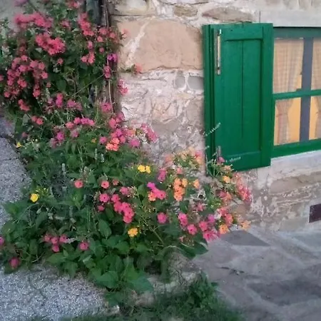 Οργανωμένο κάμπινγκ Yurta Con Uso Piscina E Vista Meravigliosa Dicomano